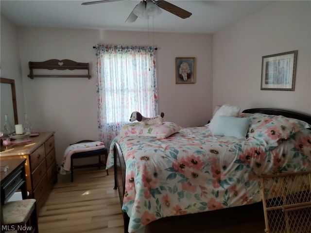 4314 Sherrod Valley Drive SW, Sherrodsville, OH 44675