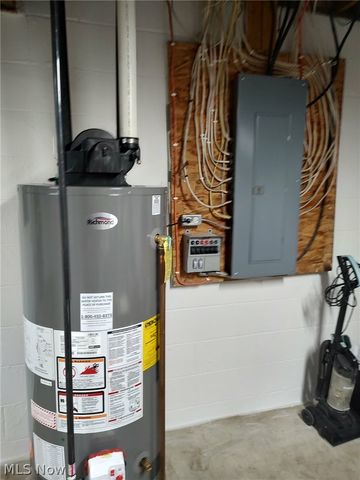 4314 Sherrod Valley Drive SW, Sherrodsville, OH 44675