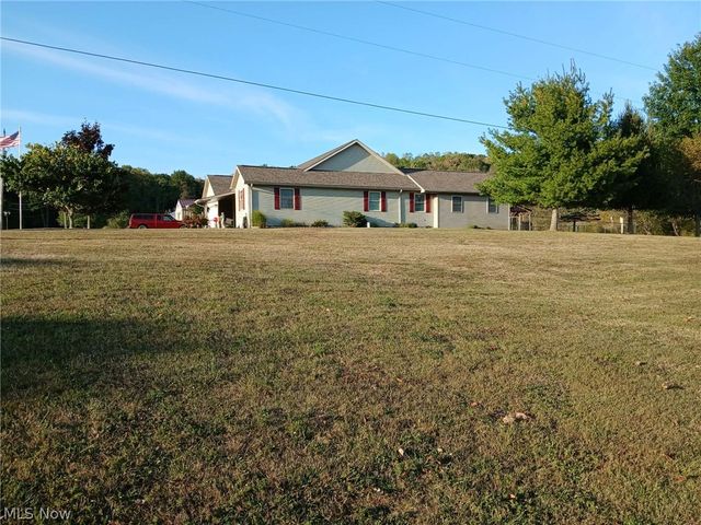 4314 Sherrod Valley Drive SW, Sherrodsville, OH 44675