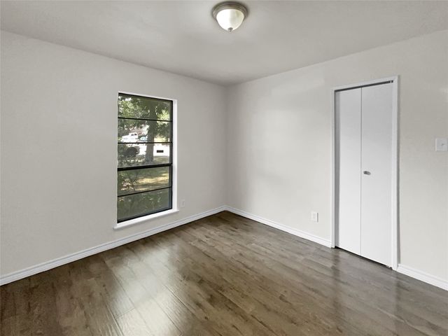 6102 Lakecrest Drive, Garland, TX 75043