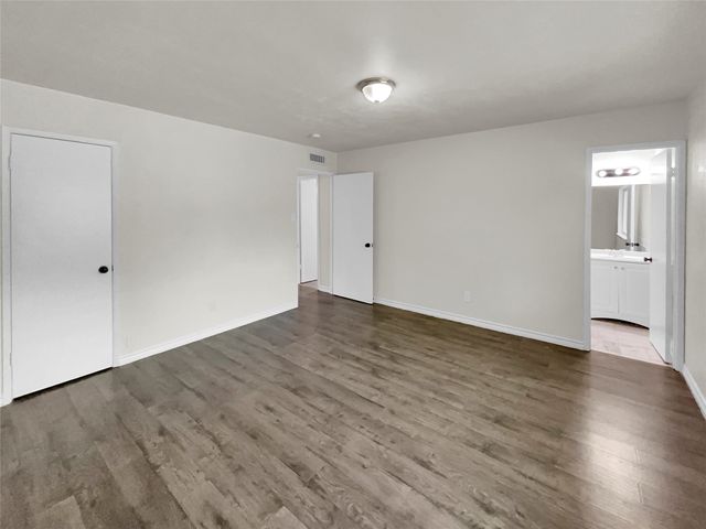 6102 Lakecrest Drive, Garland, TX 75043