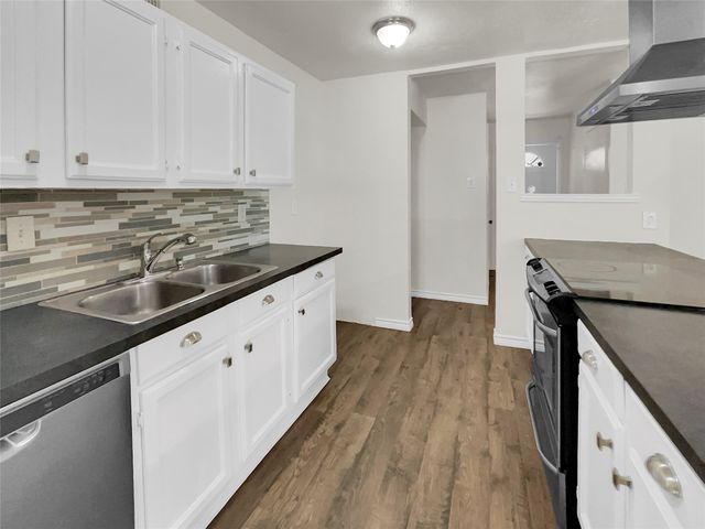 6102 Lakecrest Drive, Garland, TX 75043