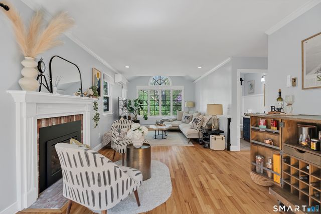 7 Winchester Road, East Lyme, CT 06333
