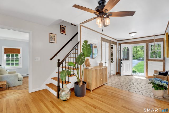 7 Winchester Road, East Lyme, CT 06333