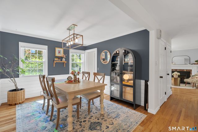 7 Winchester Road, East Lyme, CT 06333