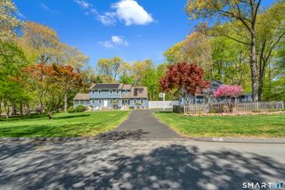 7 Winchester Road, East Lyme, CT 06333