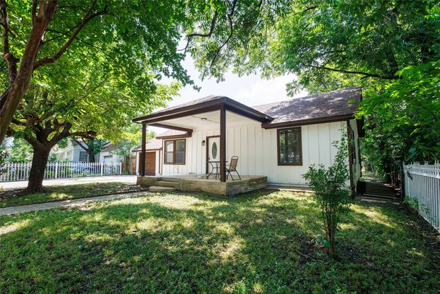 305 Hensley Drive, Grand Prairie, TX 75050