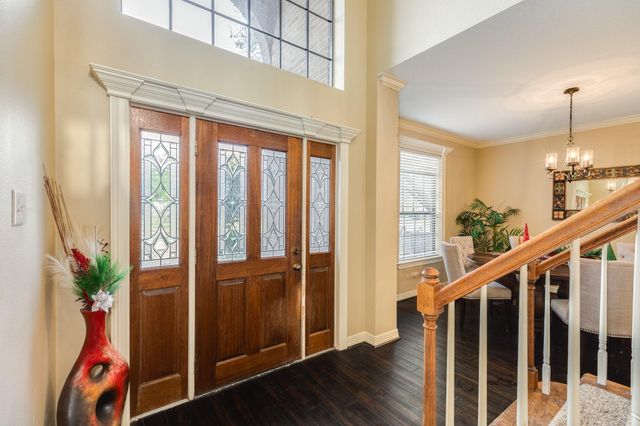 102 Silver Lace Street, Lake Jackson, TX 77566