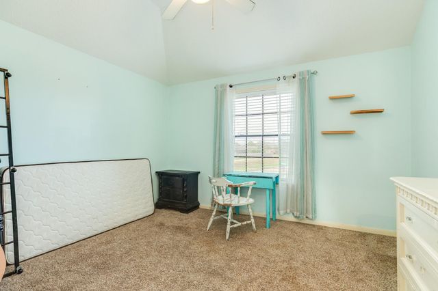 102 Silver Lace Street, Lake Jackson, TX 77566