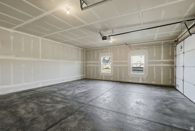 697 W 20 N, Hyrum, UT 84319