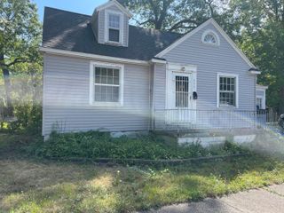 371 E Columbia Avenue, Muskegon Heights, MI 49444