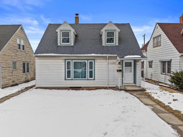 3525 S 19th STREET, Milwaukee, WI 53221