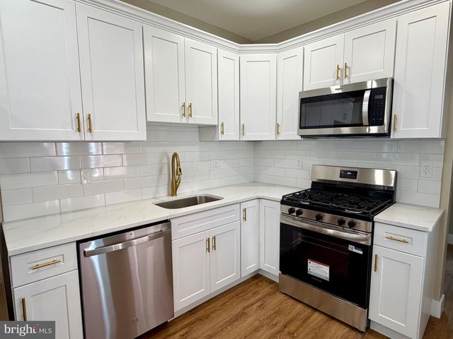 5116 HAWTHORNE ST, Philadelphia, PA 19124