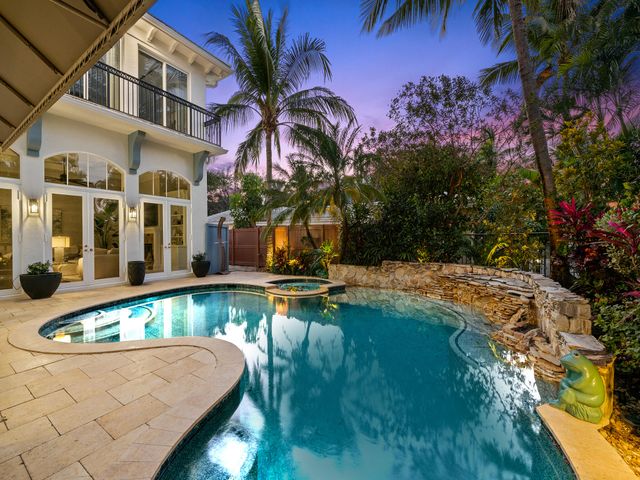 1025 Vista Del Mar Drive N, Delray Beach, FL 33483