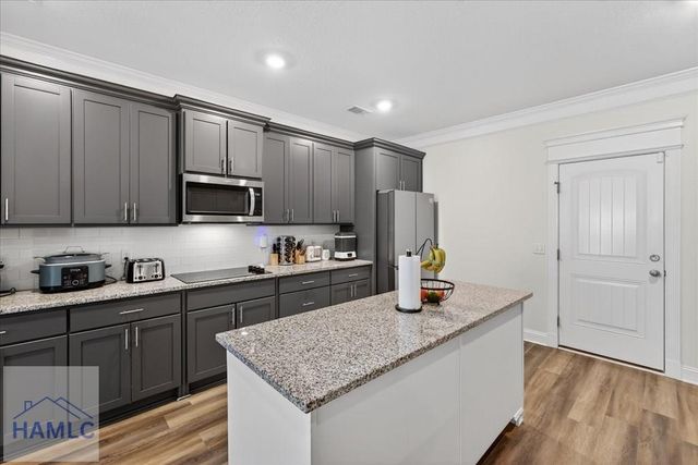 68 Baker Field Lane SE, Ludowici, GA 31316