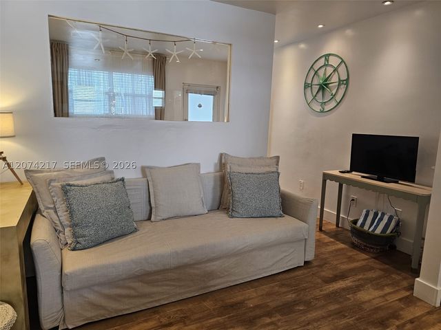 751 Collins Ave 3, Miami Beach, FL 33139