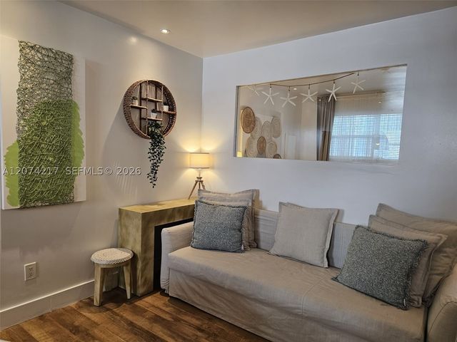751 Collins Ave 3, Miami Beach, FL 33139