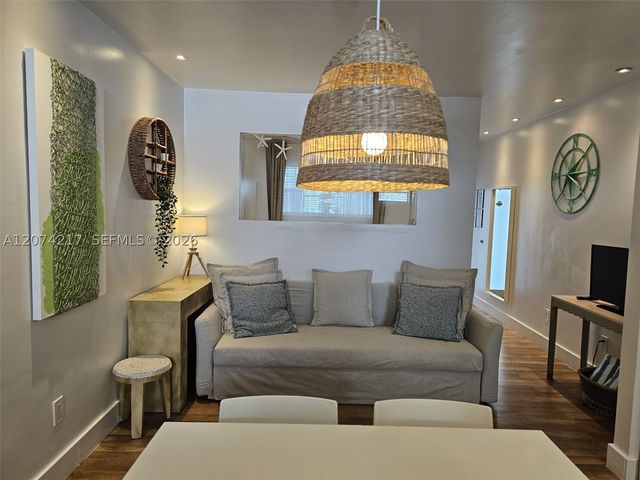 751 Collins Ave 3, Miami Beach, FL 33139
