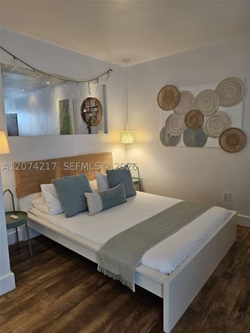 751 Collins Ave 3, Miami Beach, FL 33139