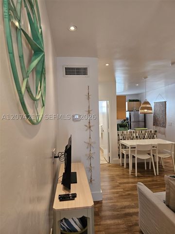 751 Collins Ave 3, Miami Beach, FL 33139