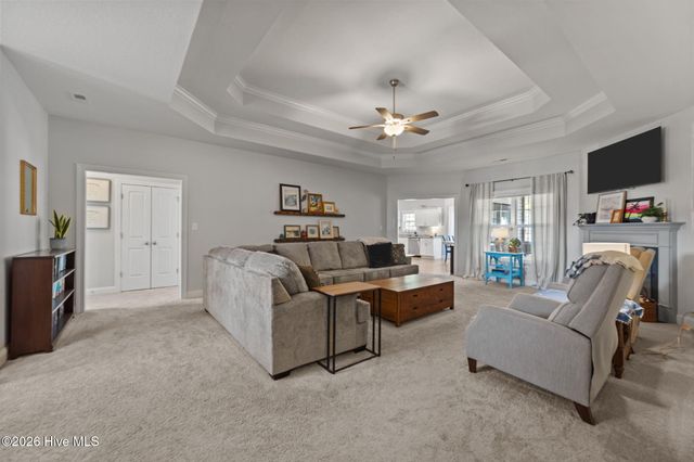 587 Appalachian Trail S, Jacksonville, NC 28546