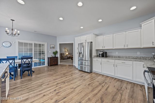 587 Appalachian Trail S, Jacksonville, NC 28546