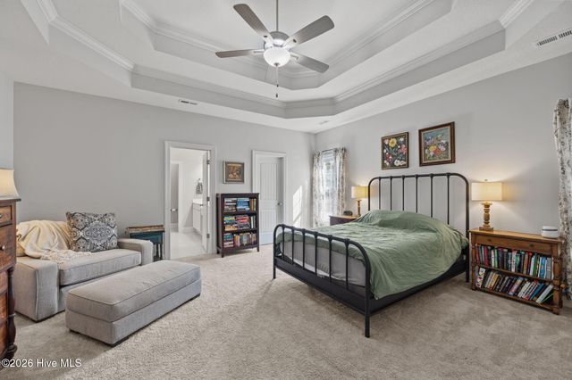 587 Appalachian Trail S, Jacksonville, NC 28546