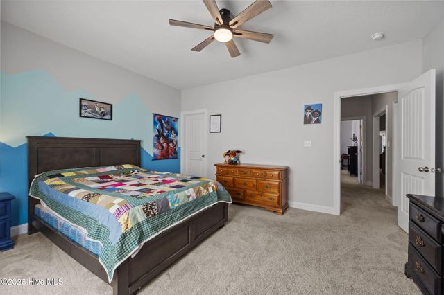 587 Appalachian Trail S, Jacksonville, NC 28546