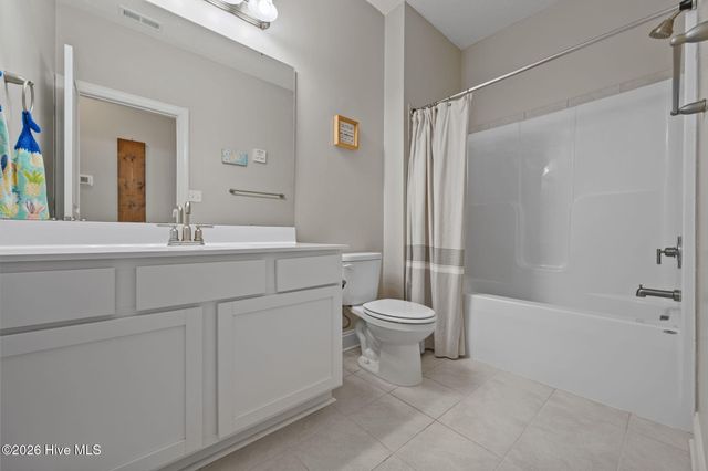 587 Appalachian Trail S, Jacksonville, NC 28546