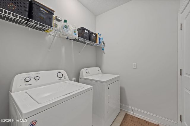 587 Appalachian Trail S, Jacksonville, NC 28546