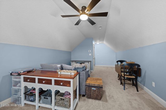 587 Appalachian Trail S, Jacksonville, NC 28546