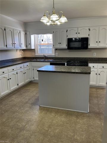 4697 Crossborough RD, Virginia Beach, VA 23455