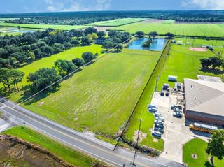 617 A Bayou Dularge Rd, Houma, LA 70363