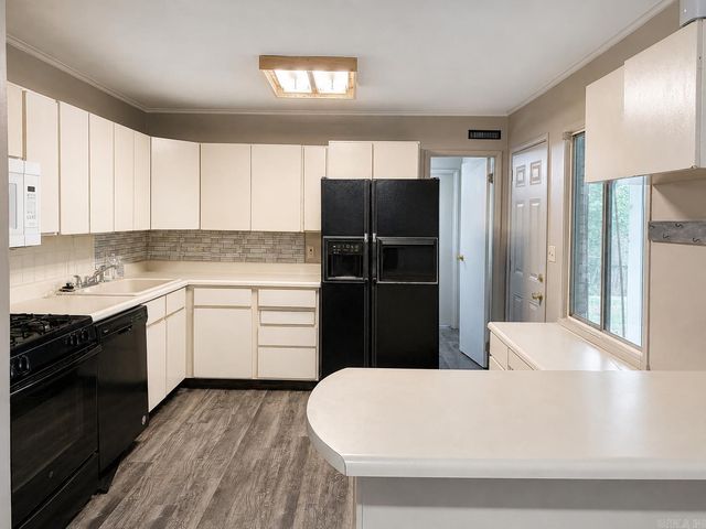 1812 James Street, Jonesboro, AR 72401