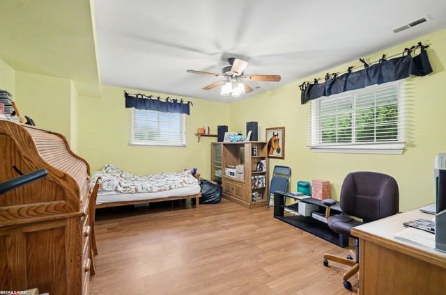 38258 Luxbury Court, Sterling Heights, MI 48312