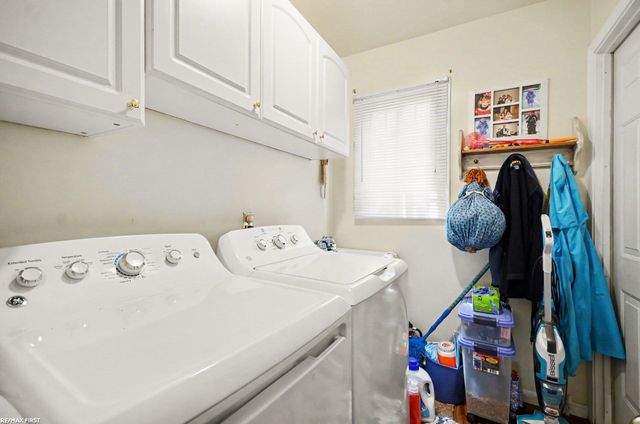 38258 Luxbury Court, Sterling Heights, MI 48312