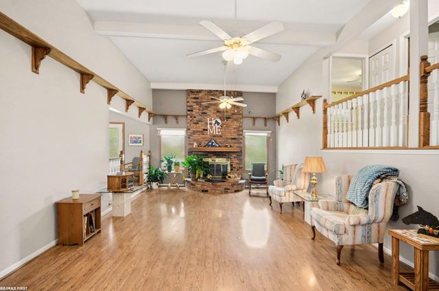 38258 Luxbury Court, Sterling Heights, MI 48312
