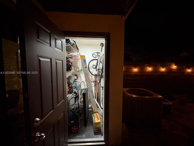 7119 SW 105th Ct, Miami, FL 33173