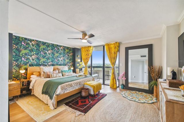 2413 BAYSHORE BOULEVARD 2001, Tampa, FL 33629