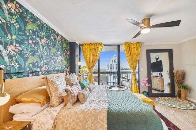 2413 BAYSHORE BOULEVARD 2001, Tampa, FL 33629