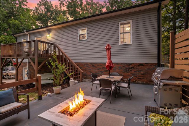 290 Skyland Drive, Troy, NC 27371