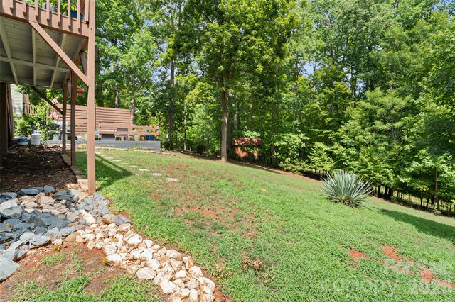 290 Skyland Drive, Troy, NC 27371