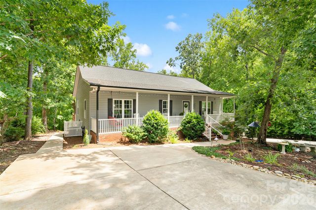 290 Skyland Drive, Troy, NC 27371