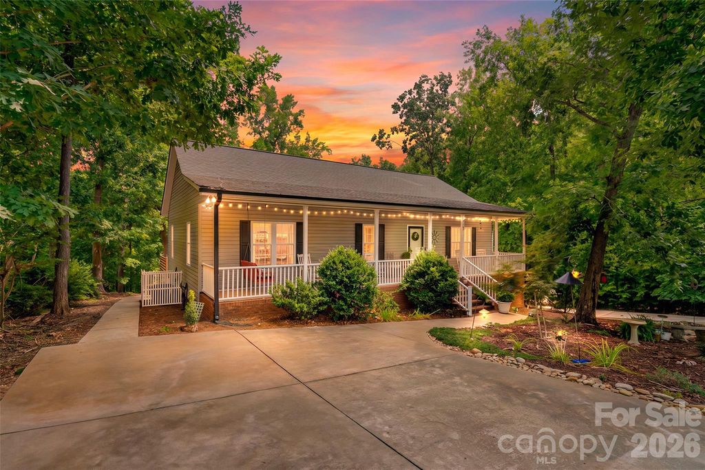 290 Skyland Drive, Troy, NC 27371