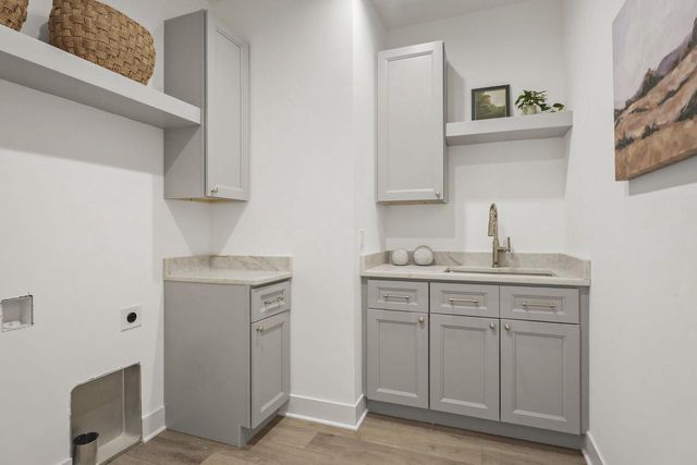 1102 Winn Drive, Waunakee, WI 53597