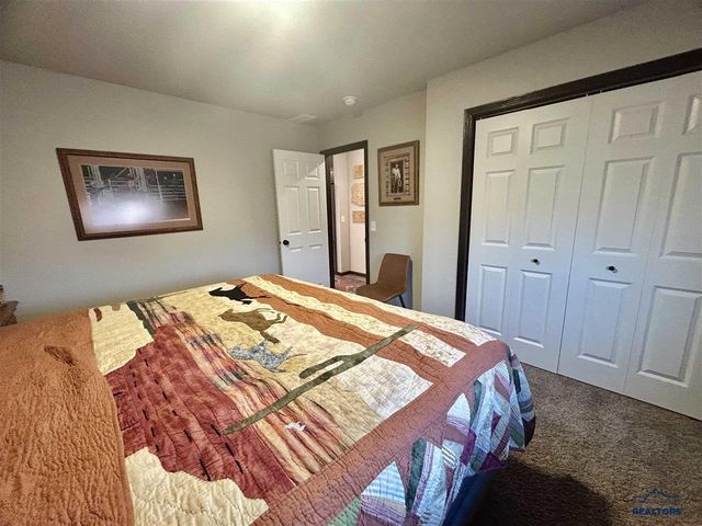 4114 Haralson Ln, Rapid City, SD 57703