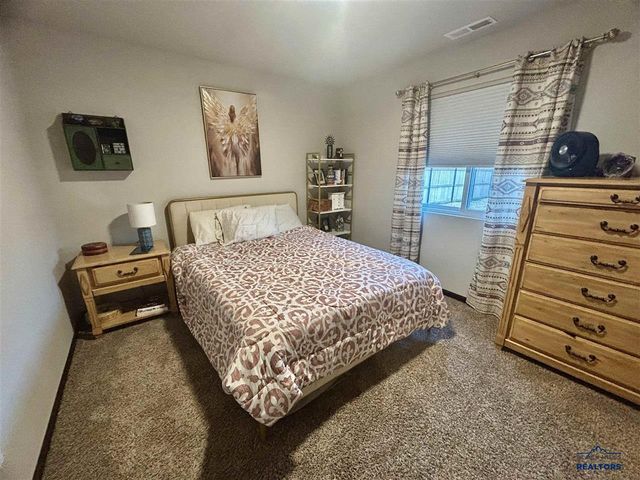 4114 Haralson Ln, Rapid City, SD 57703