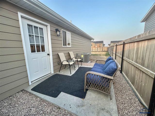 4114 Haralson Ln, Rapid City, SD 57703