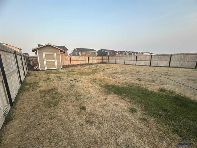 4114 Haralson Ln, Rapid City, SD 57703
