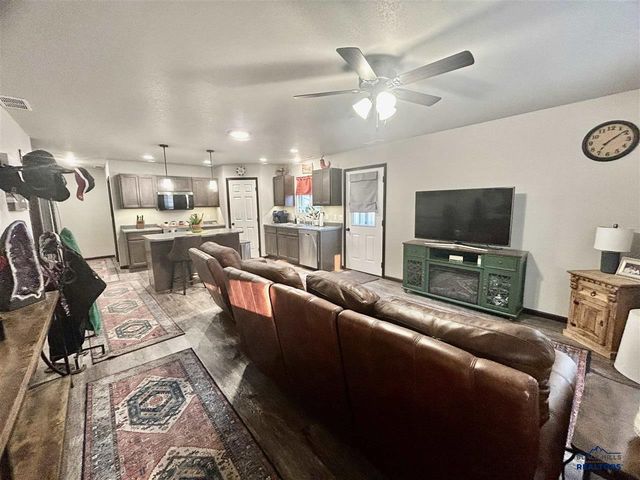 4114 Haralson Ln, Rapid City, SD 57703
